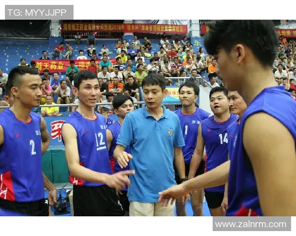 重庆排球队包夹战术解析与排球热点动态探讨