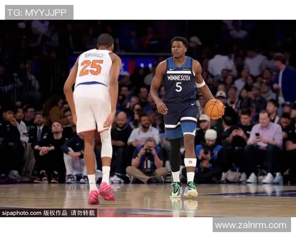 尼克斯与爵士历史交锋战绩分析及近期表现对比